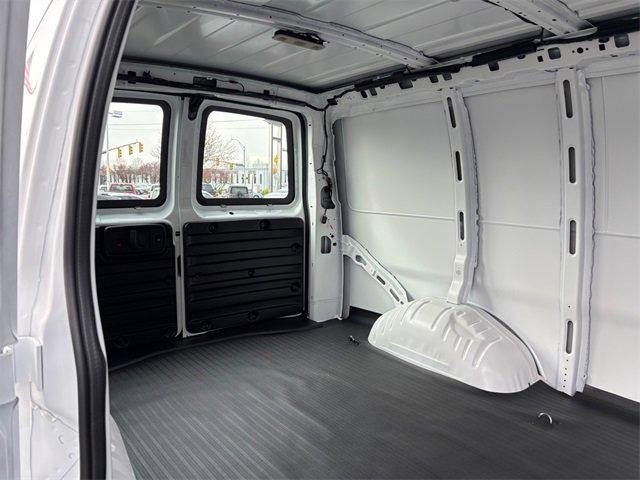 Photo of 2025 Summit White Chevrolet Express 2500