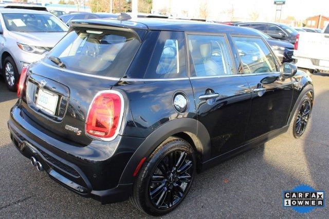 Photo of 2024 Black MINI Hardtop