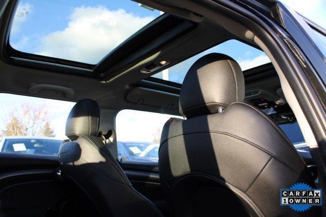 Photo of 2024 Black MINI Hardtop
