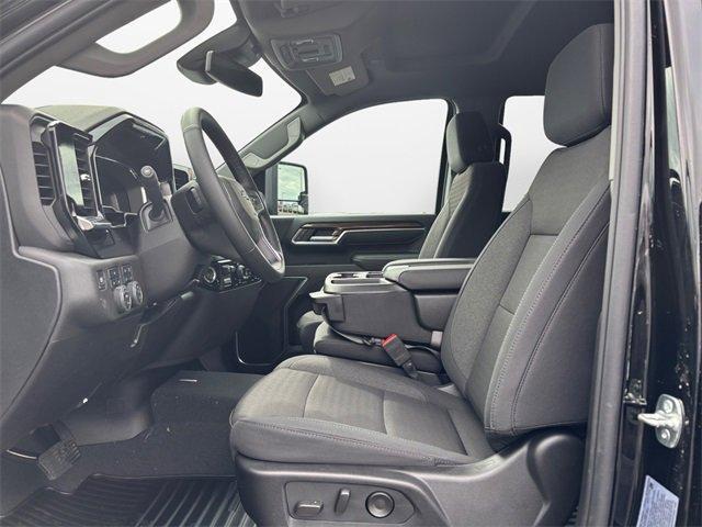 Photo of 2025 Black Chevrolet Silverado 2500