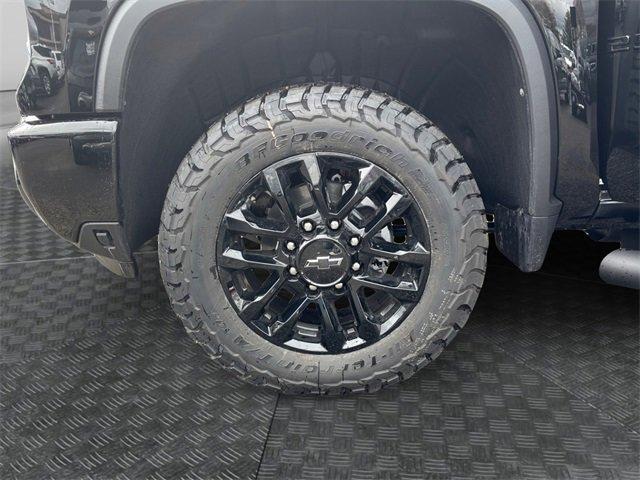 Photo of 2025 Black Chevrolet Silverado 2500