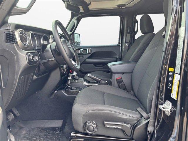 Photo of 2020 Black Clearcoat Jeep Wrangler Unlimited