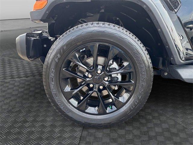 Photo of 2020 Black Clearcoat Jeep Wrangler Unlimited