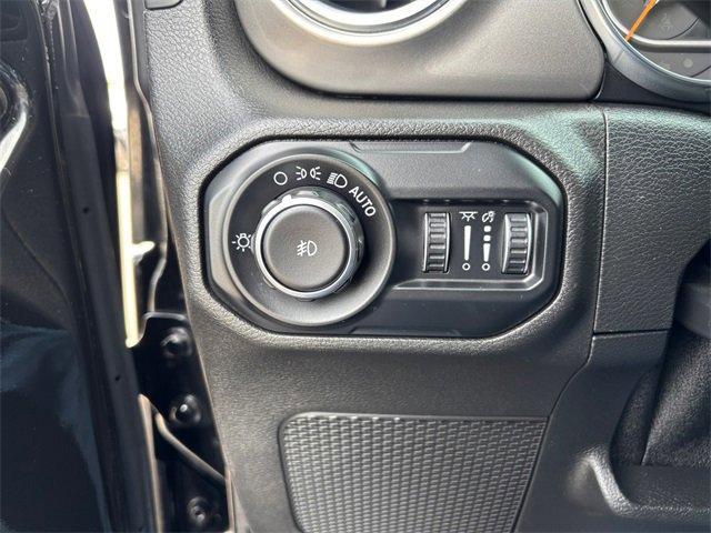 Photo of 2020 Black Clearcoat Jeep Wrangler Unlimited