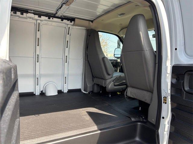 Photo of 2025 Summit White Chevrolet Express 2500