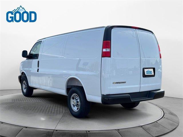 Photo of 2025 Summit White Chevrolet Express 2500