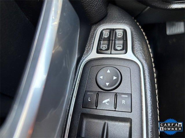 Photo of 2024 Bright White Clearcoat RAM 2500