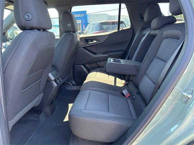 Photo of 2026 Green Chevrolet Equinox