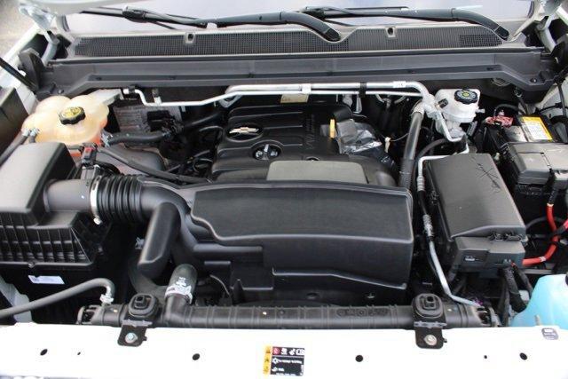Photo of 2019 Summit White Chevrolet Colorado