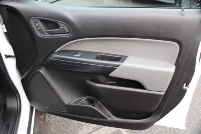Photo of 2019 Summit White Chevrolet Colorado