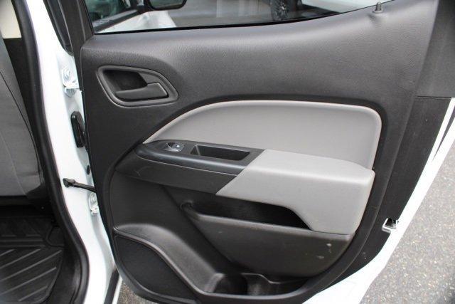 Photo of 2019 Summit White Chevrolet Colorado