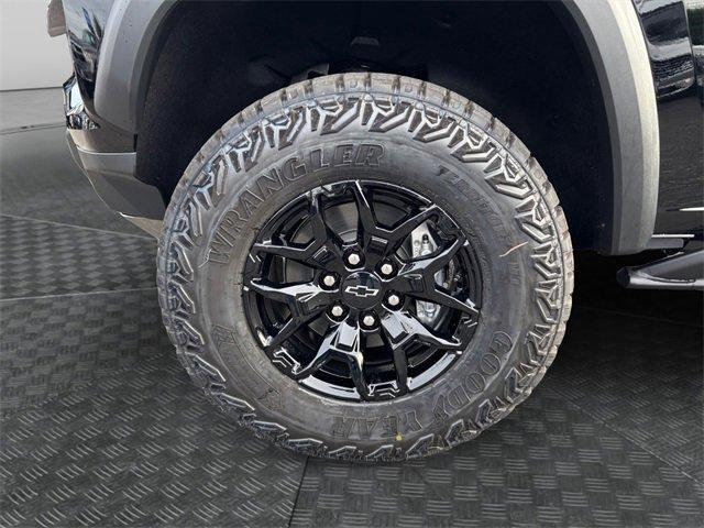 Photo of 2025 Black Chevrolet Colorado