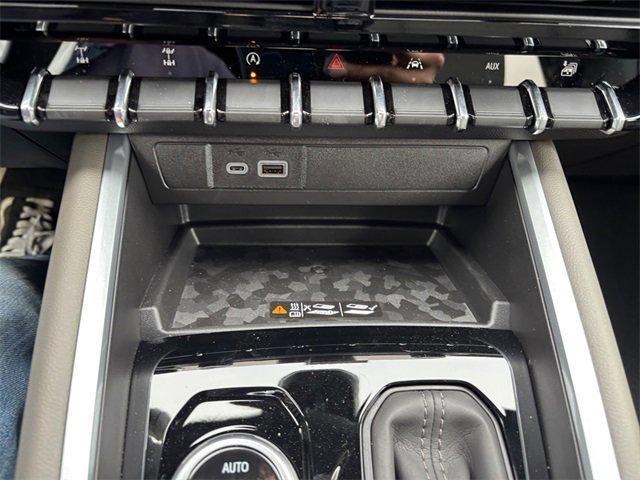 Photo of 2025 Black Chevrolet Colorado