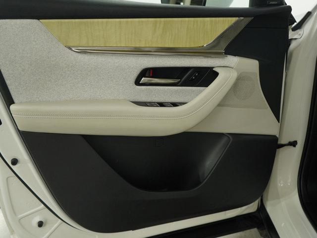 Photo of 2024 Rhodium White Premium Mazda CX-90