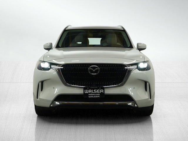 Photo of 2024 Rhodium White Premium Mazda CX-90