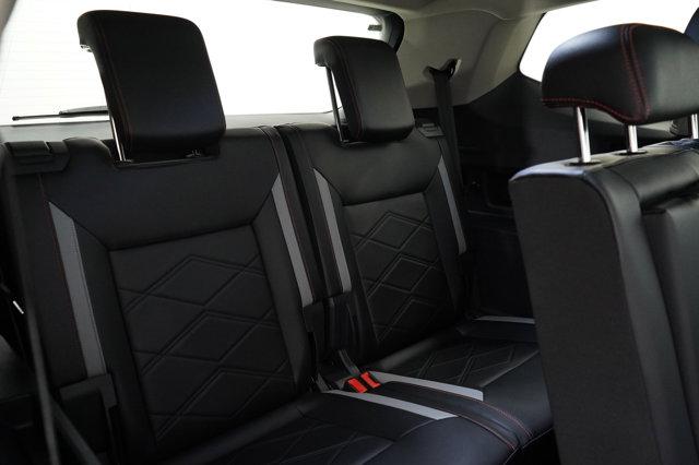 Photo of 2024 Gray Volkswagen Atlas