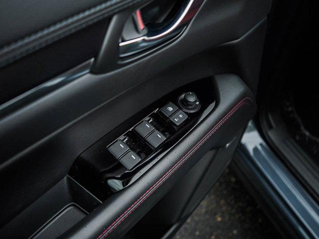 Photo of 2025 Gray Mazda CX-5