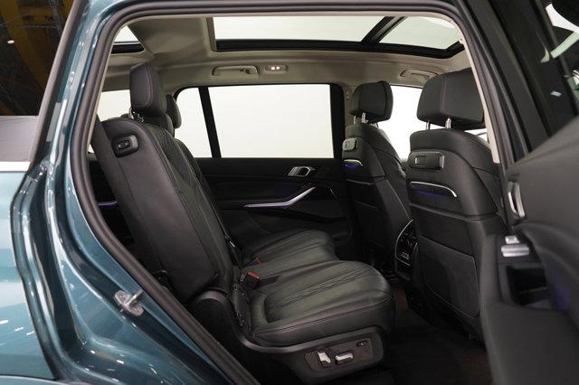 Photo of 2023 Blue Ridge Mountain Metallic BMW X7