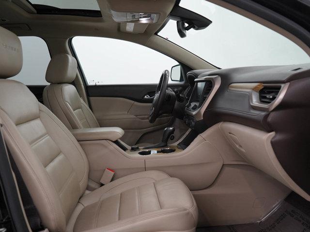 Photo of 2017 Ebony Twilight Metallic GMC Acadia
