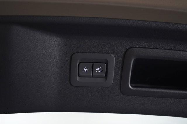 Photo of 2025 Zircon Sand Metallic Mazda CX-70 PHEV