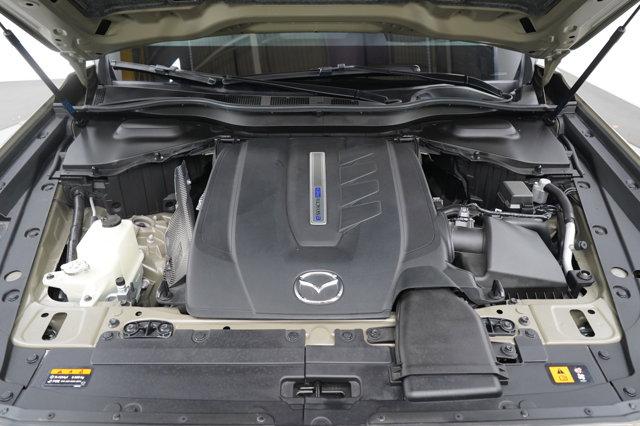 Photo of 2025 Zircon Sand Metallic Mazda CX-70 PHEV