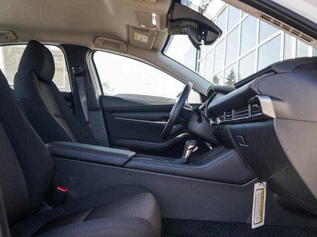 Photo of 2025 White Mazda Mazda3