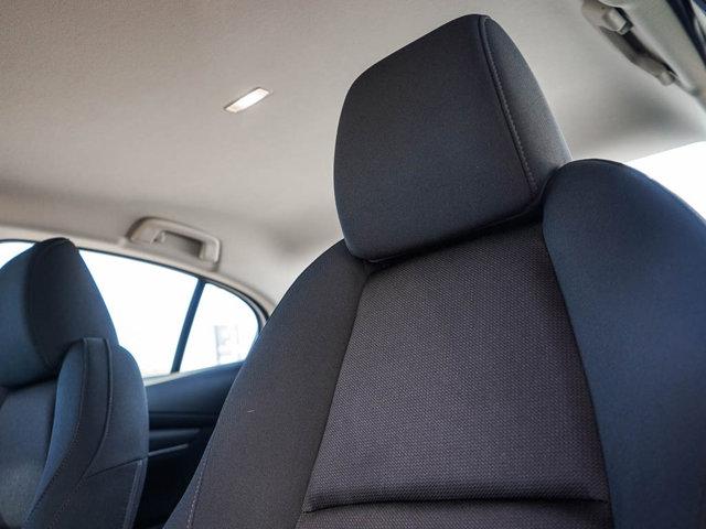 Photo of 2025 White Mazda Mazda3