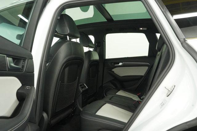 Photo of 2014 Silver Audi SQ5