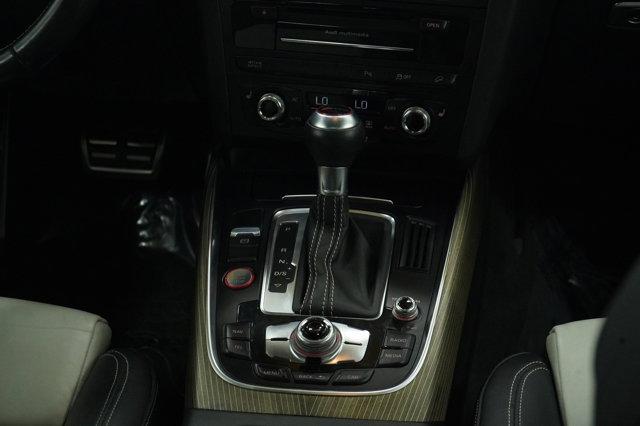 Photo of 2014 Silver Audi SQ5