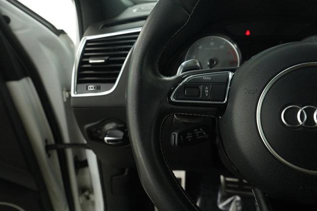 Photo of 2014 Silver Audi SQ5