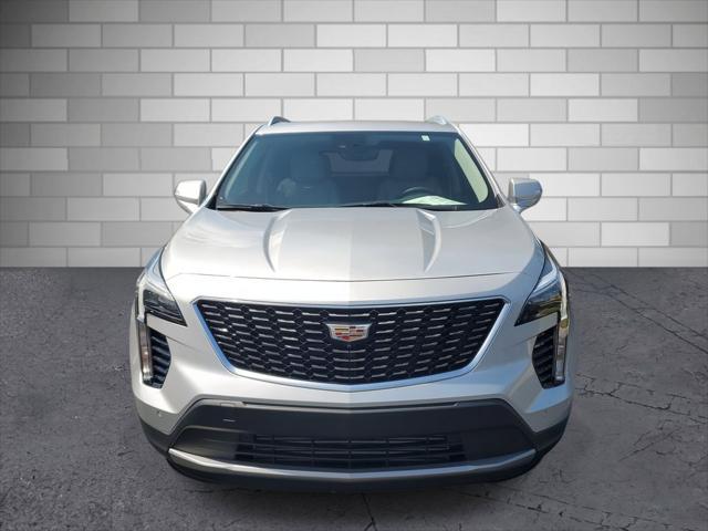 Photo of 2022 Radiant Silver Metallic Cadillac XT4