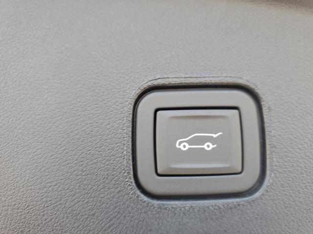 Photo of 2026 Argent Silver Metallic Cadillac LYRIQ