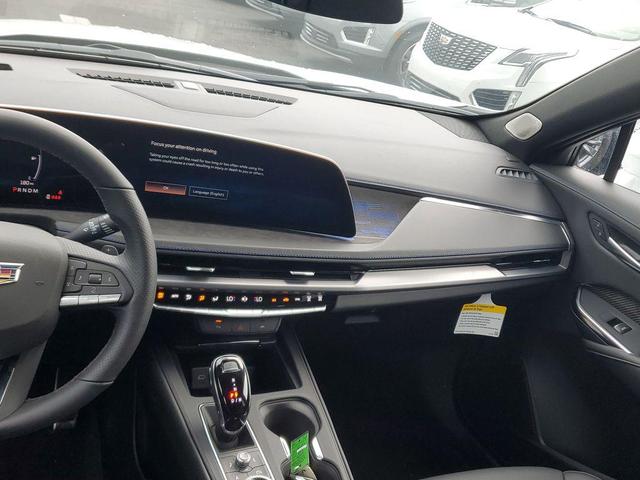 Photo of 2025 Crystal White Tricoat Cadillac XT4