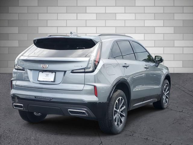 Photo of 2025 Argent Silver Metallic Cadillac XT4