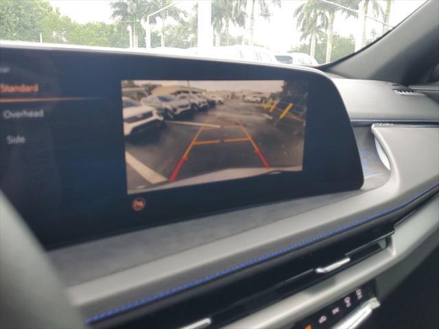 Photo of 2025 Argent Silver Metallic Cadillac XT4
