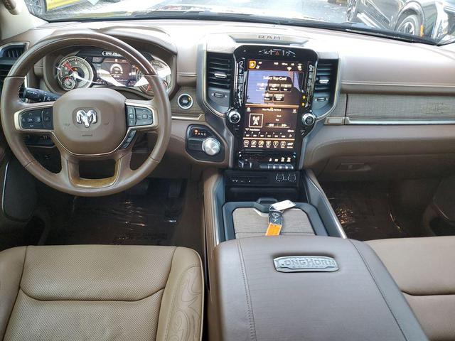 Photo of 2019 Rugged Brown Pearlcoat RAM 1500