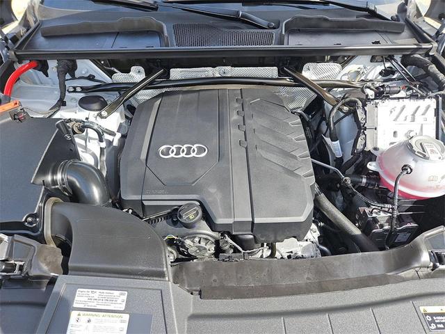 Photo of 2025 Florett Silver Metallic Audi Q5