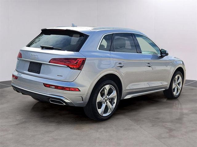 Photo of 2025 Florett Silver Metallic Audi Q5