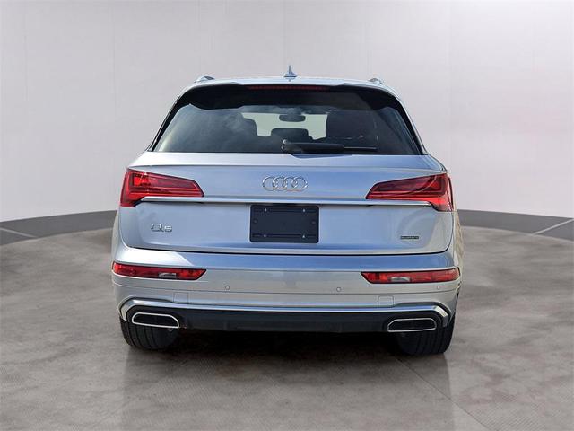 Photo of 2025 Florett Silver Metallic Audi Q5