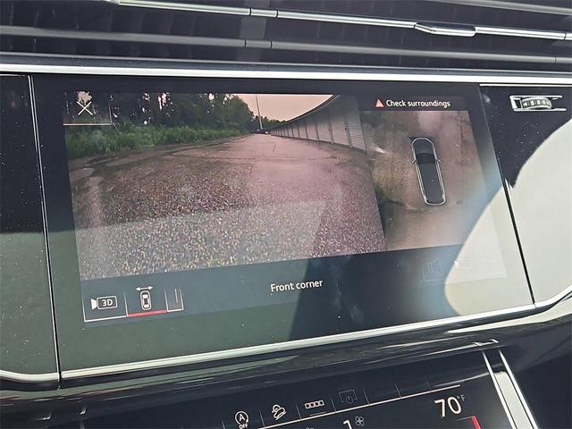 Photo of 2025 Mythos Black Metallic Audi Q7