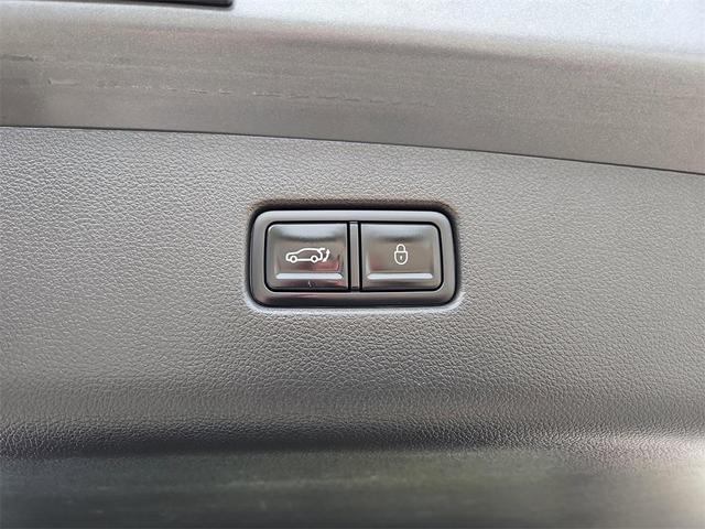 Photo of 2023 Savile Silver Genesis GV70