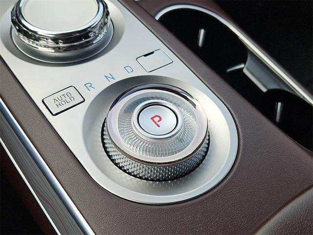 Photo of 2023 Savile Silver Genesis GV70