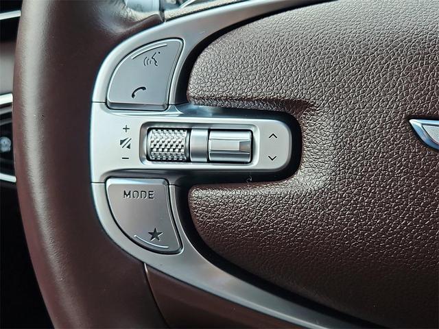 Photo of 2023 Savile Silver Genesis GV70