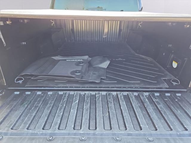Photo of 2020 Midnight Black Toyota Tacoma
