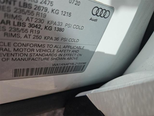 Photo of 2020 Ibis White Audi Q5