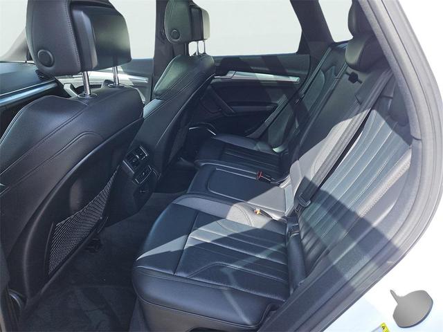 Photo of 2020 Ibis White Audi Q5