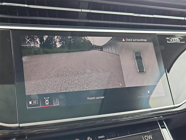 Photo of 2025 Mythos Black Metallic Audi Q7