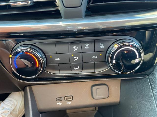 Photo of 2024 Summit White Buick Encore GX