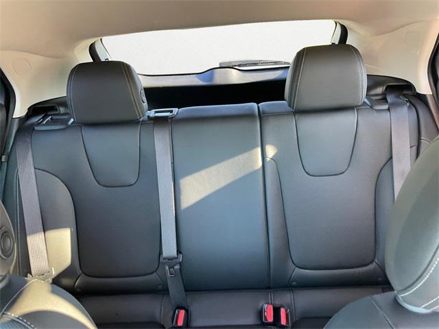 Photo of 2024 Summit White Buick Encore GX