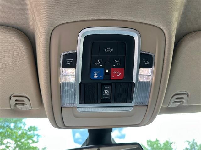 Photo of 2020 Diamond Black RAM 1500